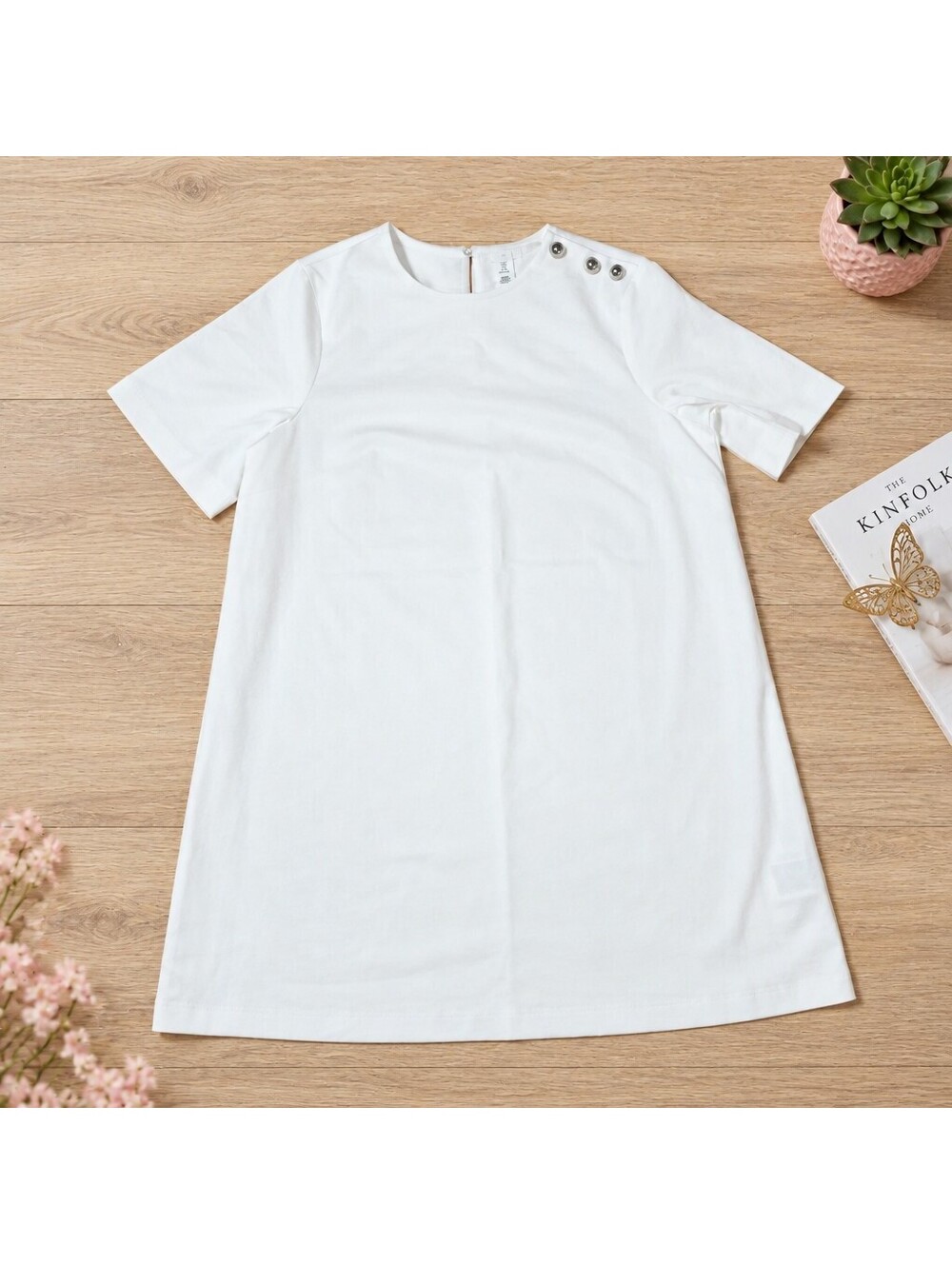H&M White Short Sleeve Dress with Button Detail Size M